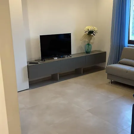 San Prospero - Spaziosa Con Parcheggio Privato Siena