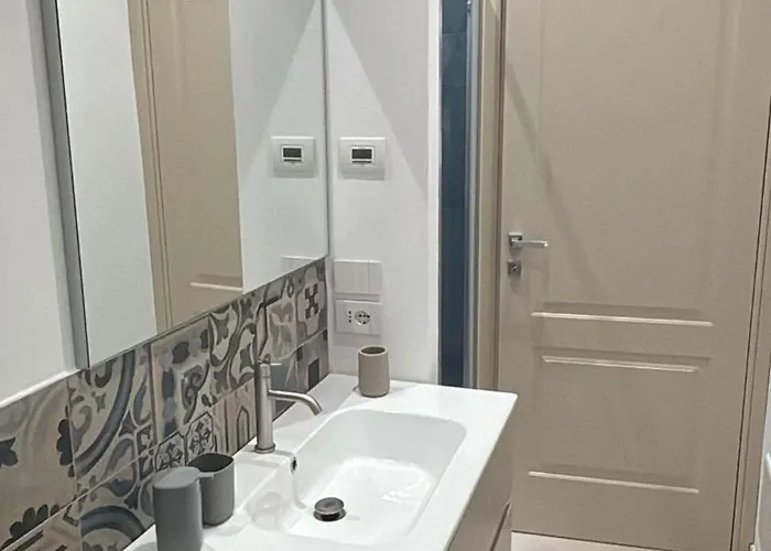 San Prospero - Spaziosa Con Parcheggio Privato *