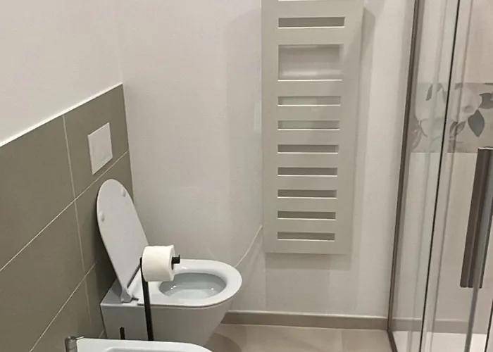 Apartament San Prospero - Spaziosa Con Parcheggio Privato