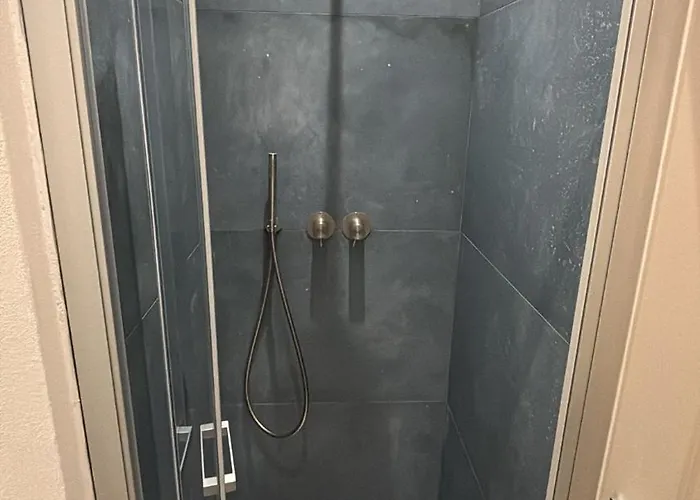 San Prospero - Spaziosa Con Parcheggio Privato *