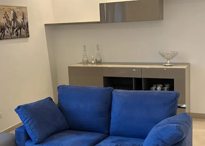 San Prospero - Spaziosa Con Parcheggio Privato