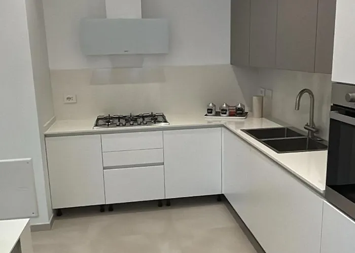 San Prospero - Spaziosa Con Parcheggio Privato Apartamento Siena